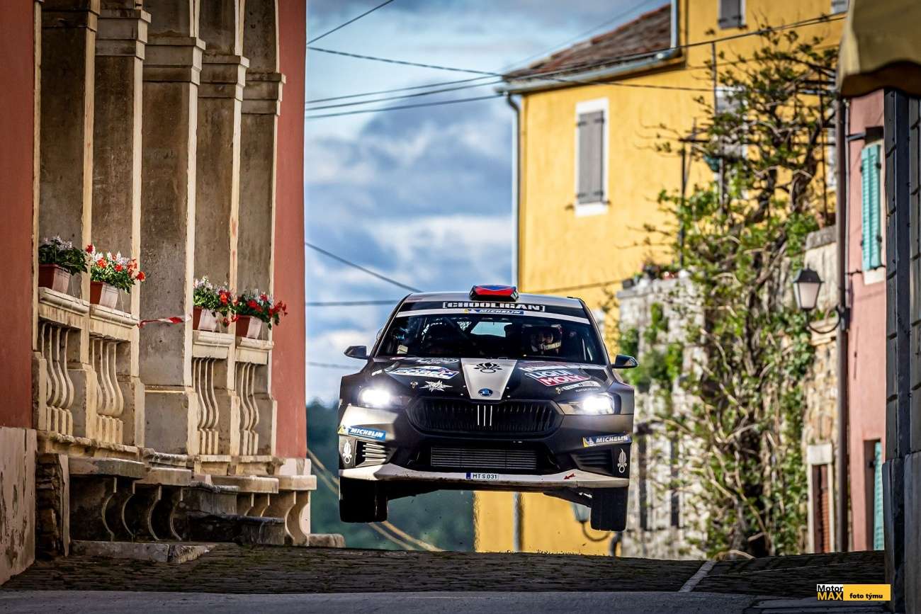 Slovák Róbert Kolčák vítězem seriálu FIA CEZ Rally1.