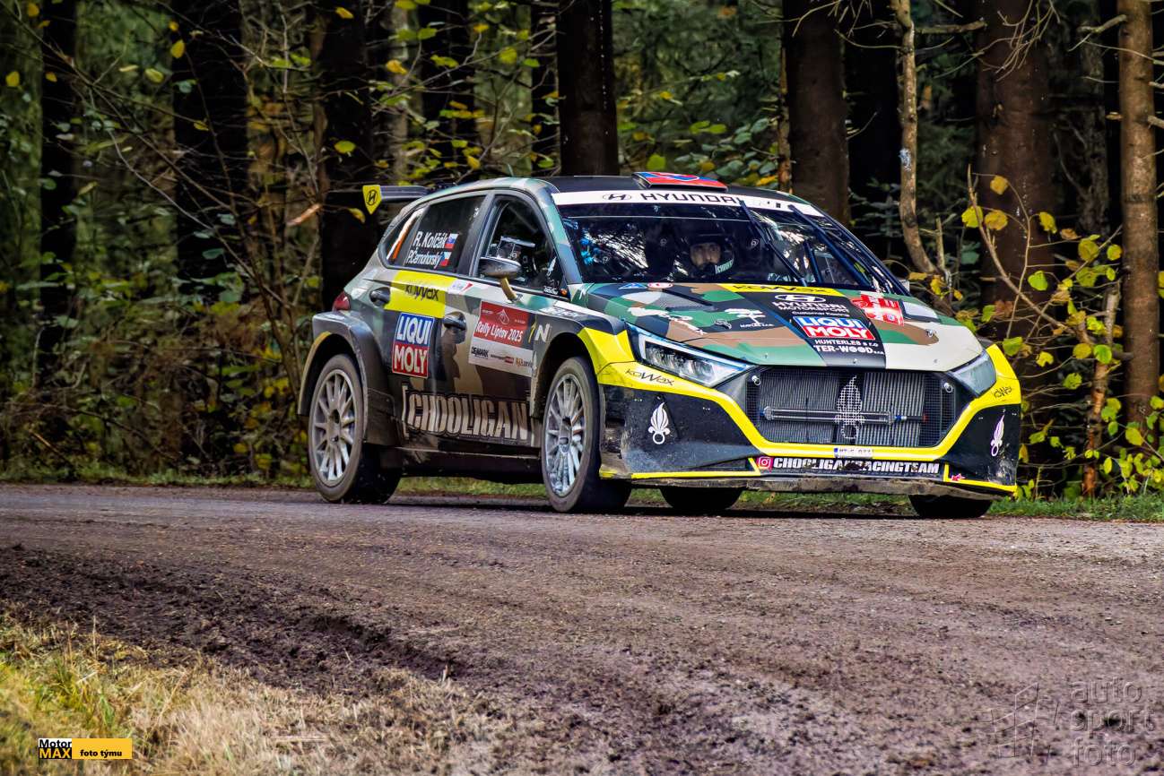 Róbert Kolčák ( Hyundai i20 Rally2 Step2) na Rally Liptov druhý a celkově vícemistrem.