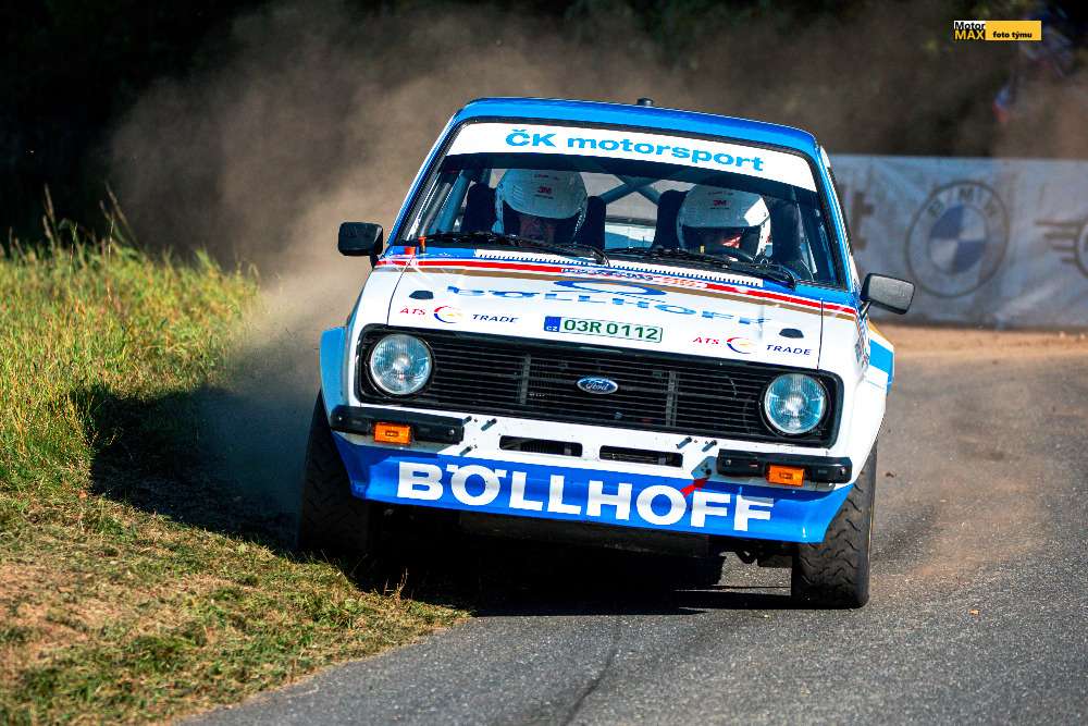 Štolfa s Hawlem zakončili sezónu třetím místem z Pačejova.