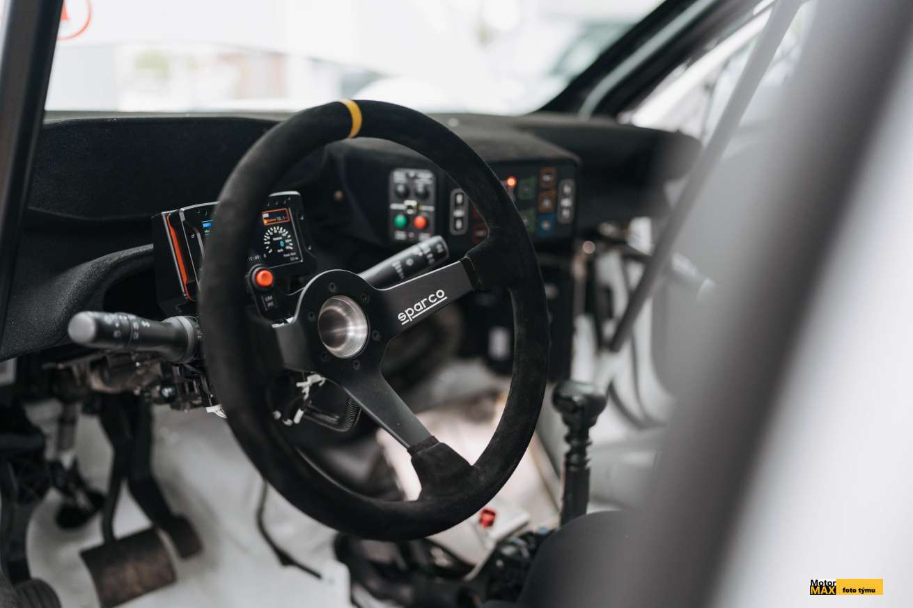 Peugeot Sport představuje 208 Racing TC6.