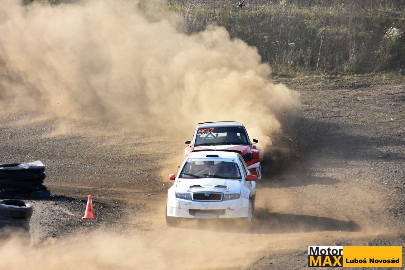 Vydařená premiéra nové RX trati v Milovicích. Fotogalerie Luboše Novosáda.