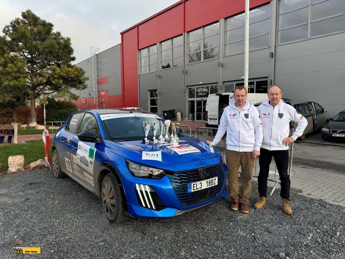 Ze Železných hor veze tým Peugeot hned čtyři poháry.