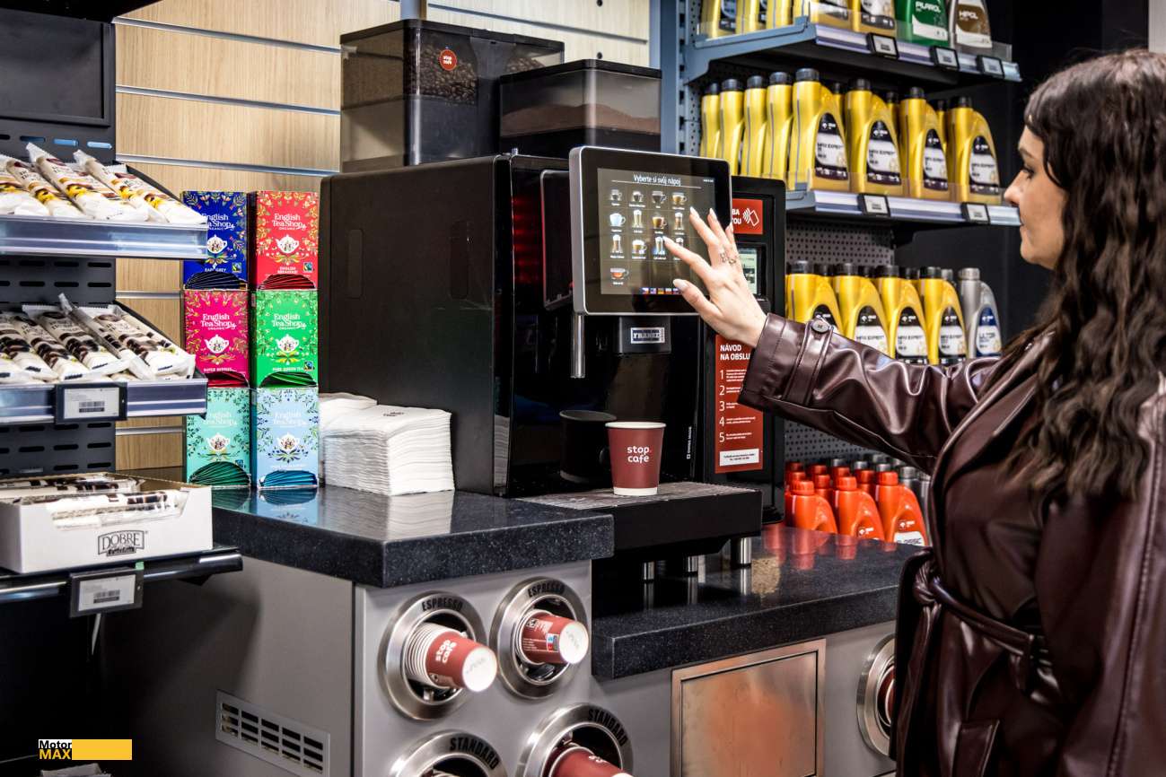 COOP a ORLEN otevřely první čerpací stanici s automatizovanou prodejnou .