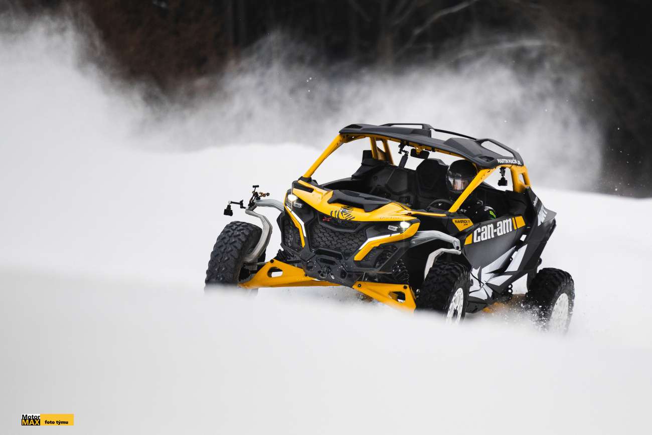 Martin Macík na sjezdovce na Monínci frčel 160kuo…….