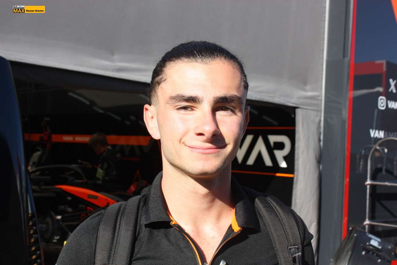 Kvalifikace F3 v Melbourne: Úspěšná start sezony 2026 pro Francouze Naela.