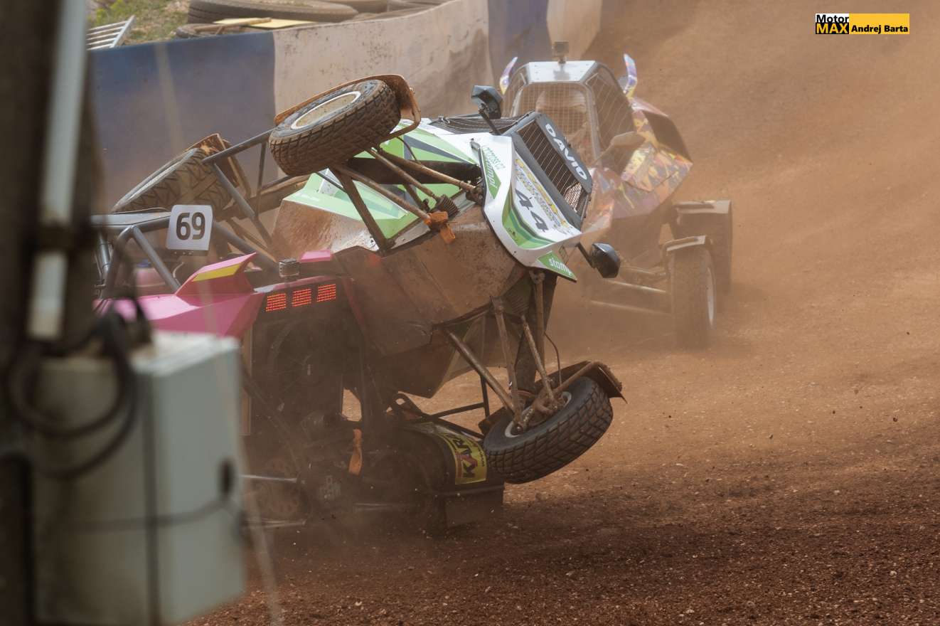 Vydařený Nyarád 2026. Akční fotogalerie  Andreje Bárty.