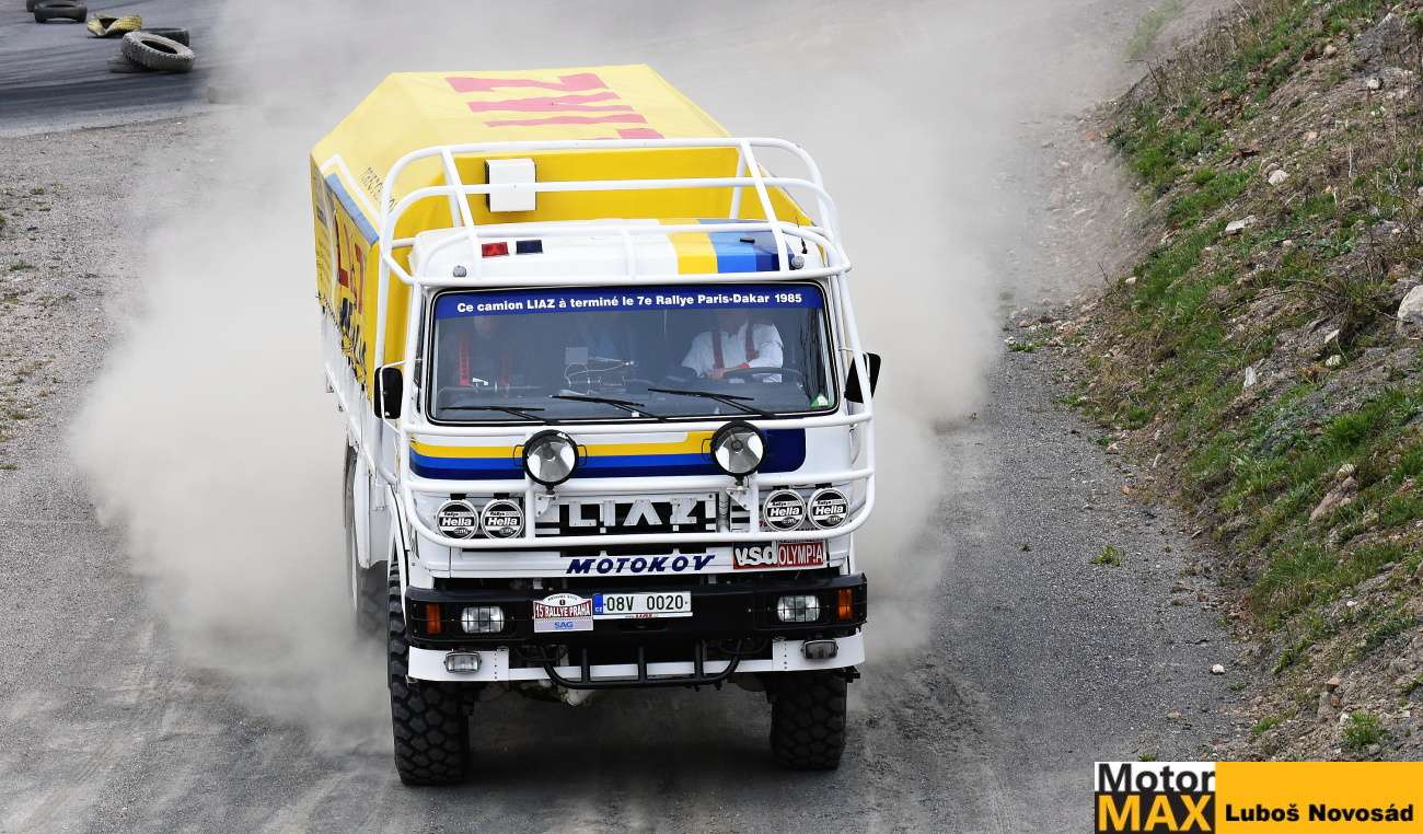 Rallye Prague Revival 2026 i s dakarským Liazem.