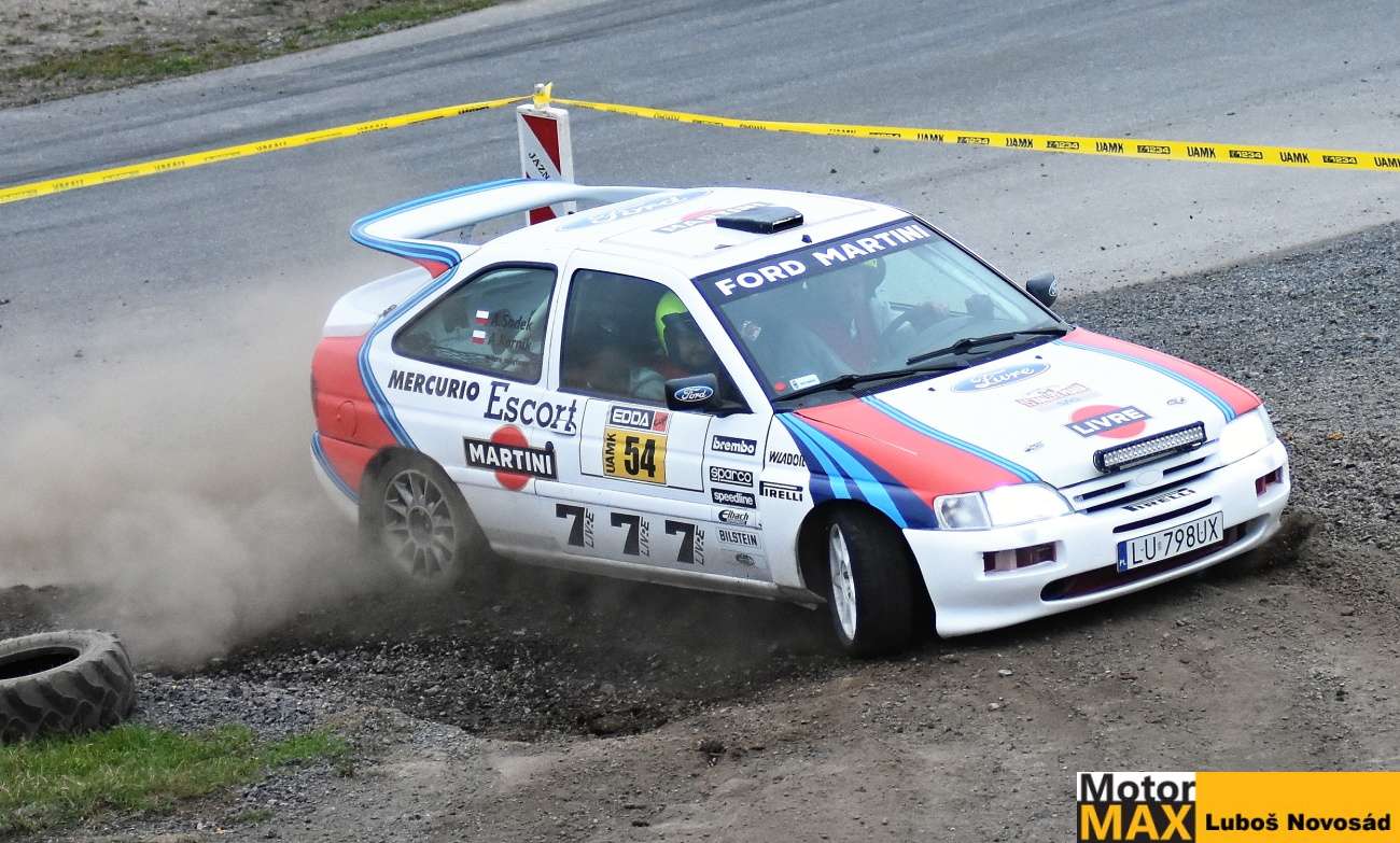 Již patnáctý ročník Rallye Praha Revival přilákal 154 posádek.