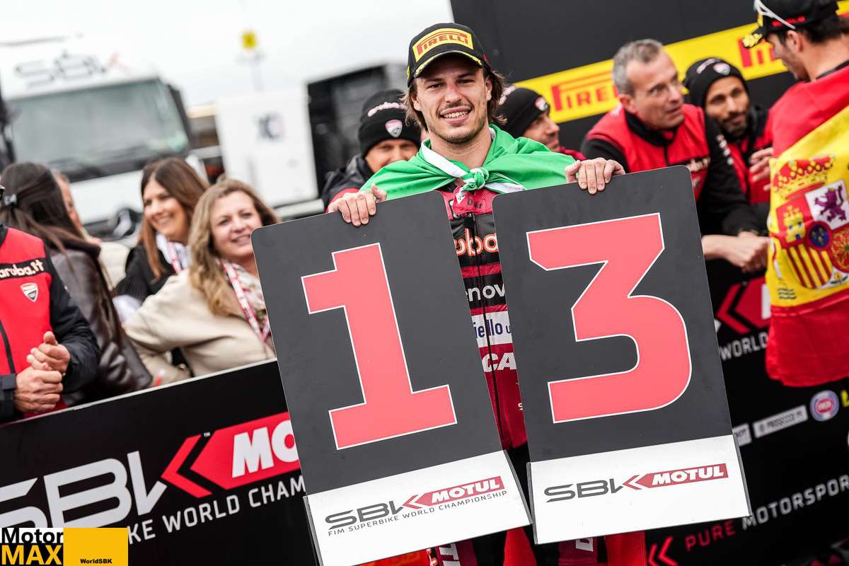 Nedělní Assen v režii Ducati: Historický milník, stoprocentní Bulega.