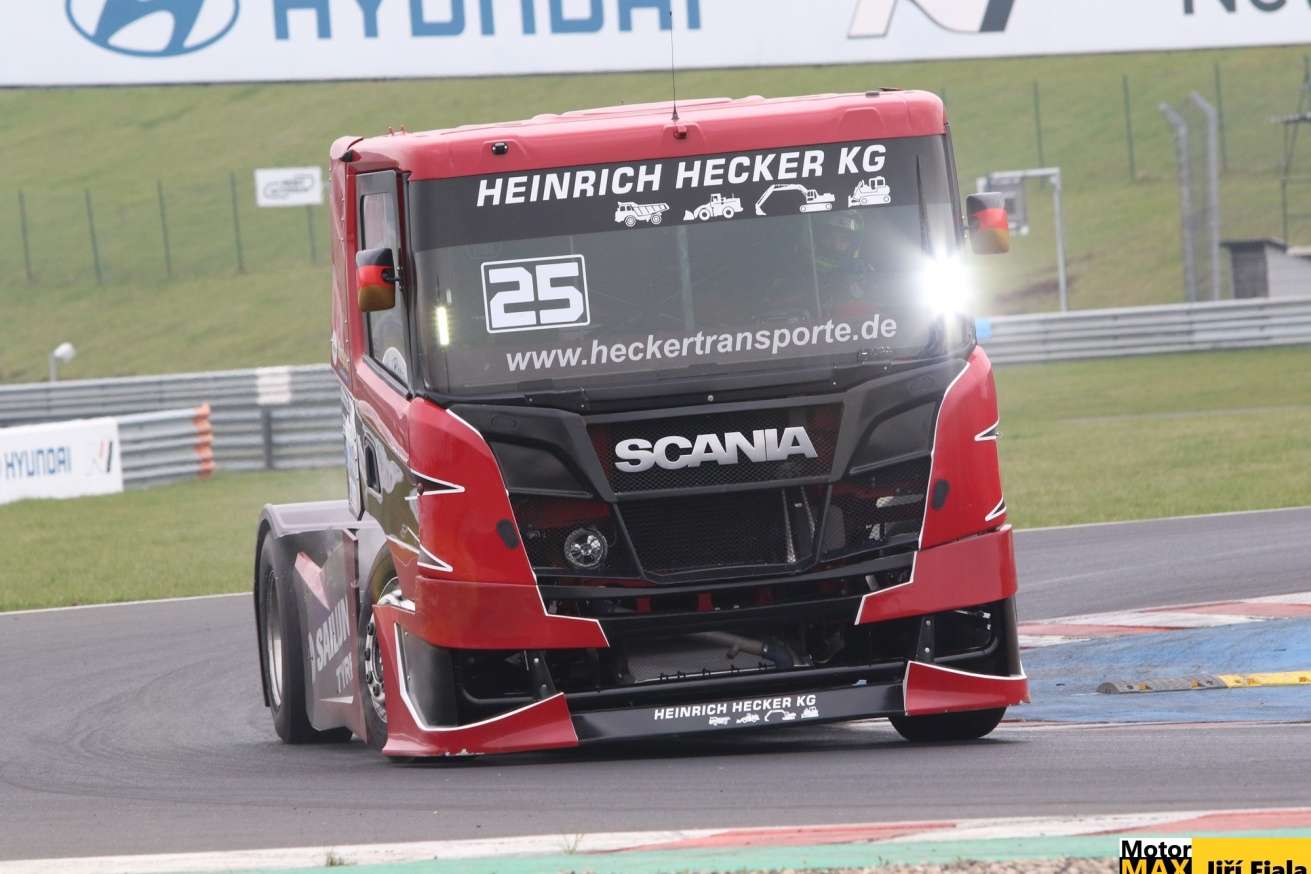 Truckerské testování 2026 na okruhu v Mostě. Fotogalerie Jirky Fialy.