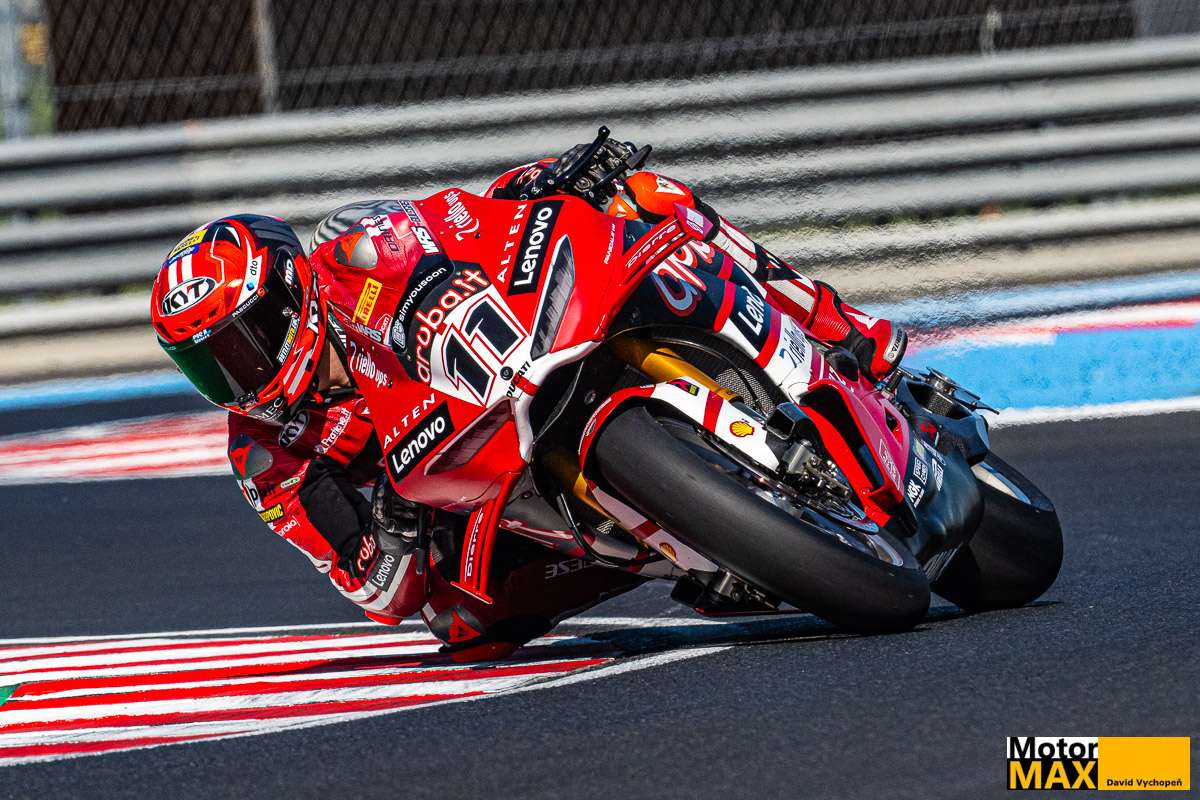Bulega v Mostě útočí na absolutní historii, domácí fanoušci poženou vpřed české naděje.