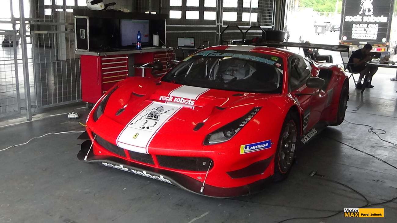 Testování na Autodromu Brno. Fotogalerie Pavla Jelínka.