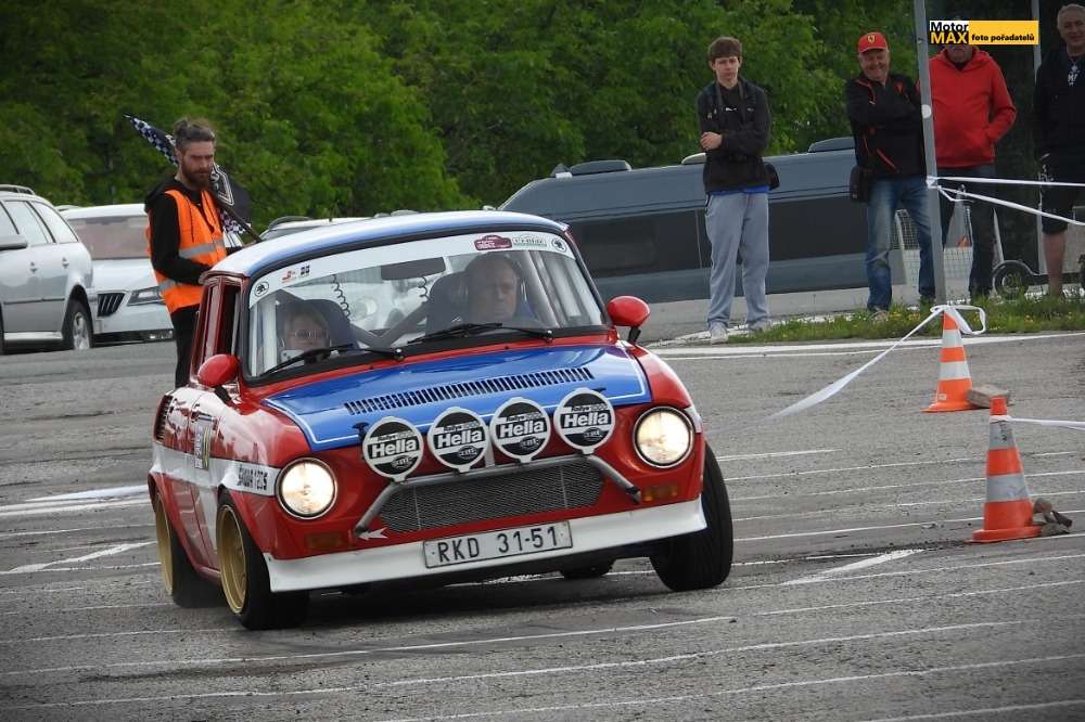 Soutěž Po stopách IDA Rallye Náchod je v cíli.