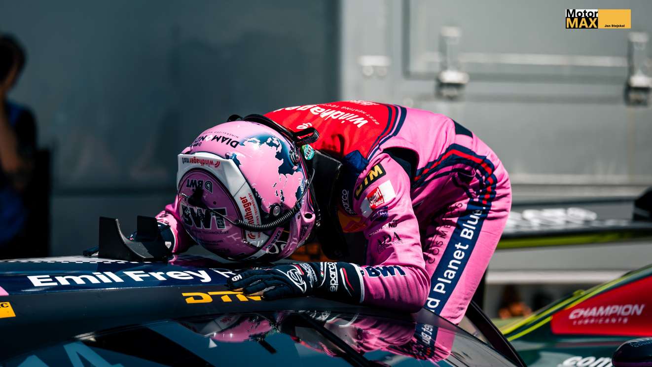 Mateo Cairoli vyhrává nedělní závod DTM 2026 na Lausitzringu,